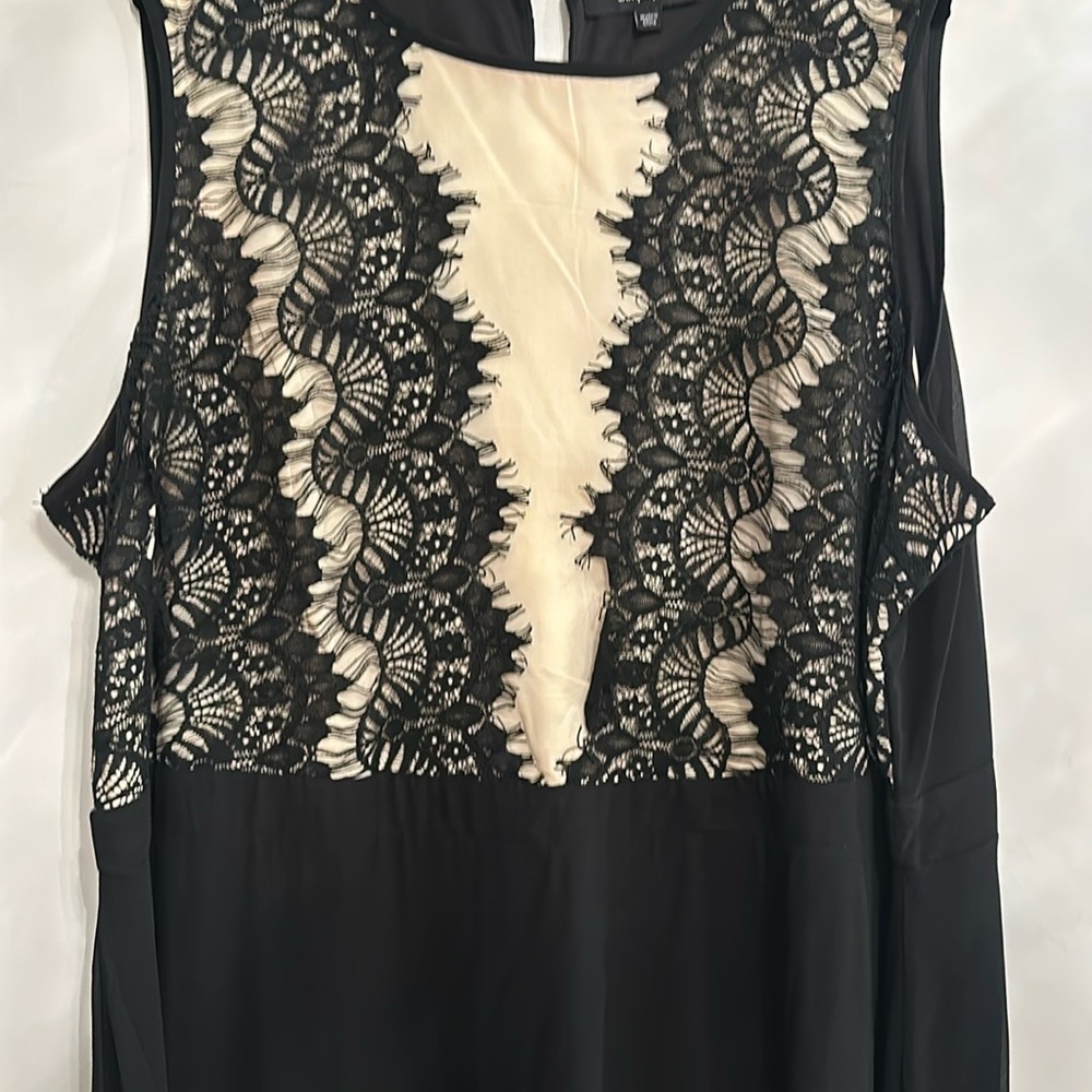 Chic Black Lace Dress